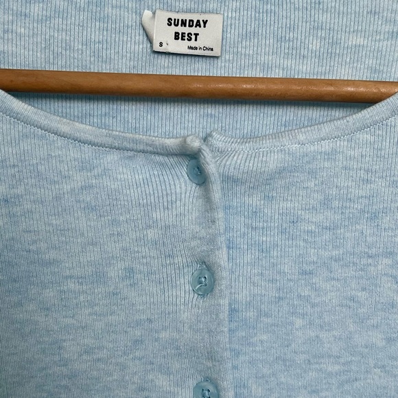 Aritzia Sunday Best Izzy Cardigan - Picture 3 of 4